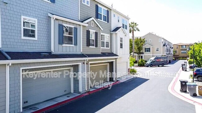 Building Photo - 679 Montara Terrace