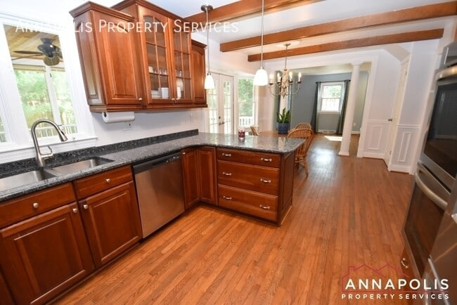 Building Photo - 112 Berrywood Dr