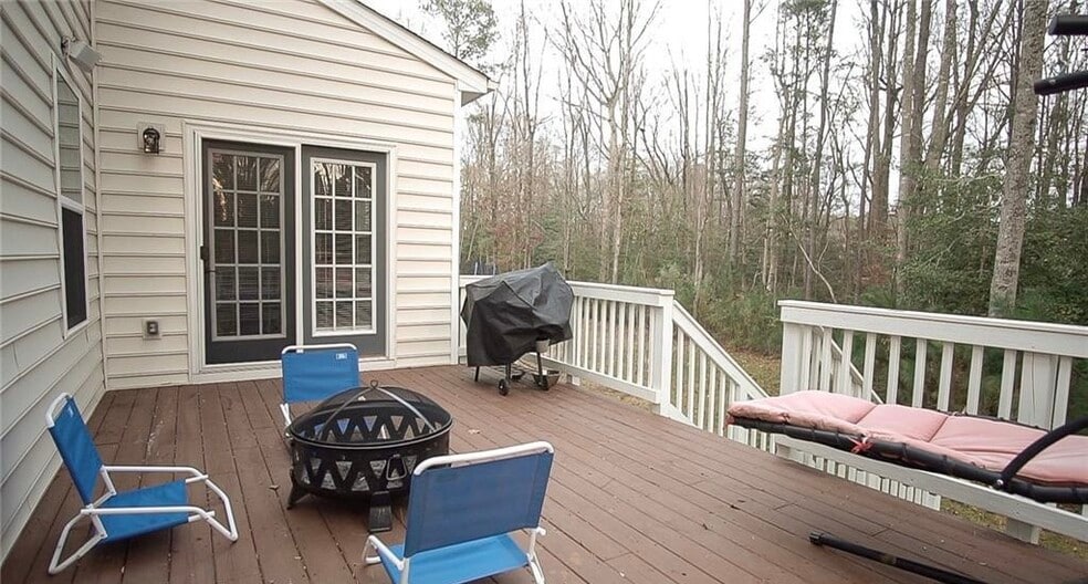 Building Photo - 13420 Harbor Dr