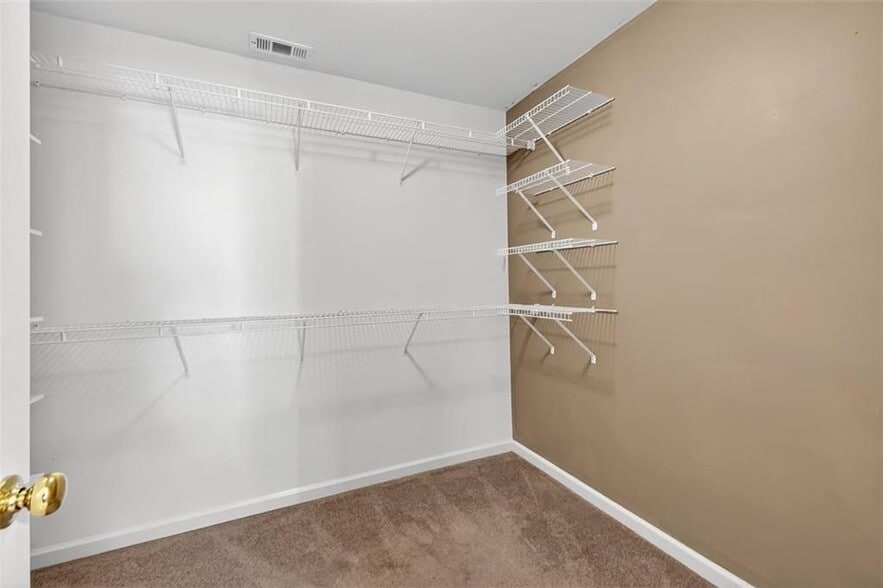 Building Photo - 3378 Willbrooke Ct