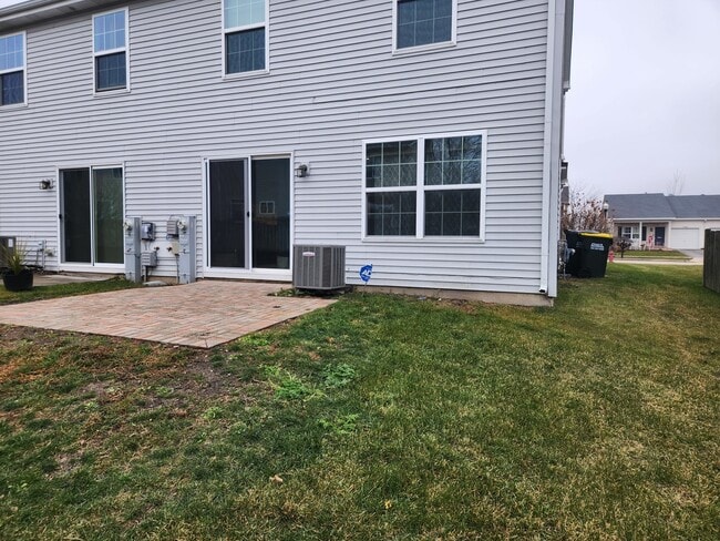 Building Photo - 2573 Carlisle Ln