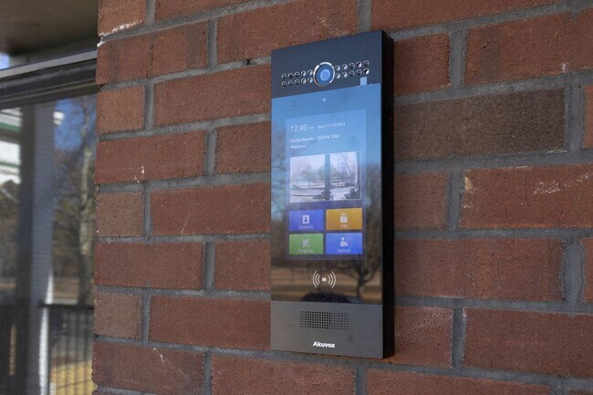 Building Photo - Spacious 2-Bedroom Apartment for Rent