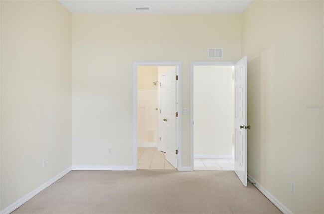 Building Photo - 166 Plainview Dr