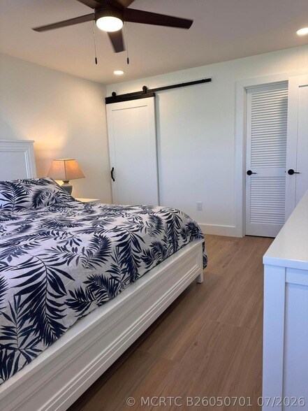 Building Photo - 7430 S Ocean Dr