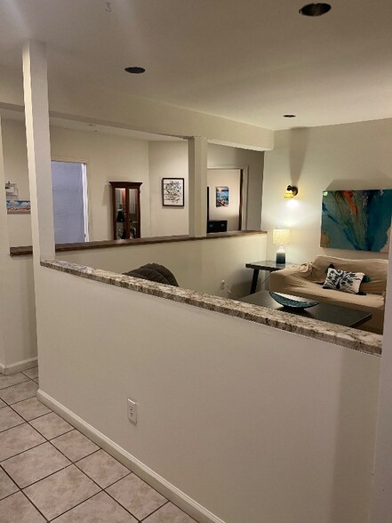 Building Photo - 33 Skidmore Rd