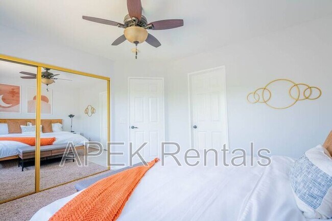 Building Photo - 79150 Ocotillo Dr