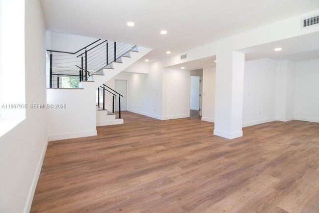 Building Photo - 1255 Jackson St