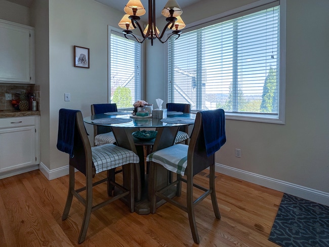 Building Photo - Traditional Hillshire Estates  home with 4-bedrooms and 3-baths and GREAT Mountain Views