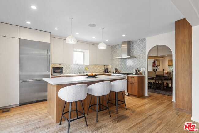 Building Photo - 1954 Federal Ave