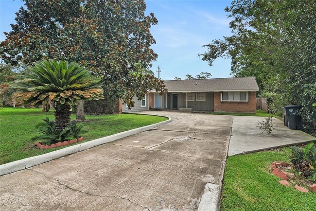 Primary Photo - 1622 Hollow Hook Rd