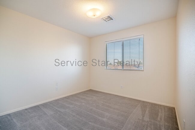 Building Photo - 3616 S Arroyo Ln