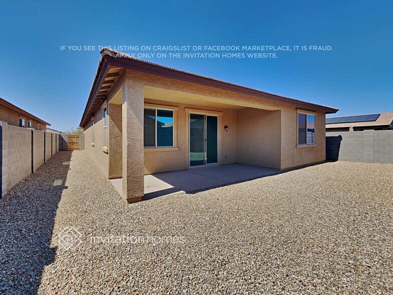 Building Photo - 17649 W Via De Luna Dr