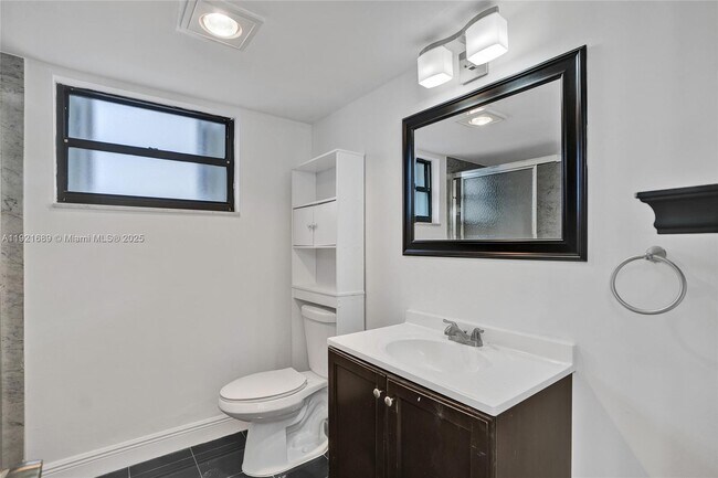 Building Photo - 2401 S Ocean Dr