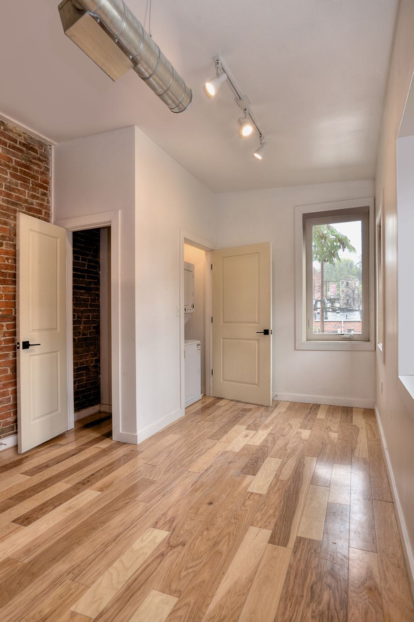 Den/office/dining with coat closet + W/D - 1715 Locust St