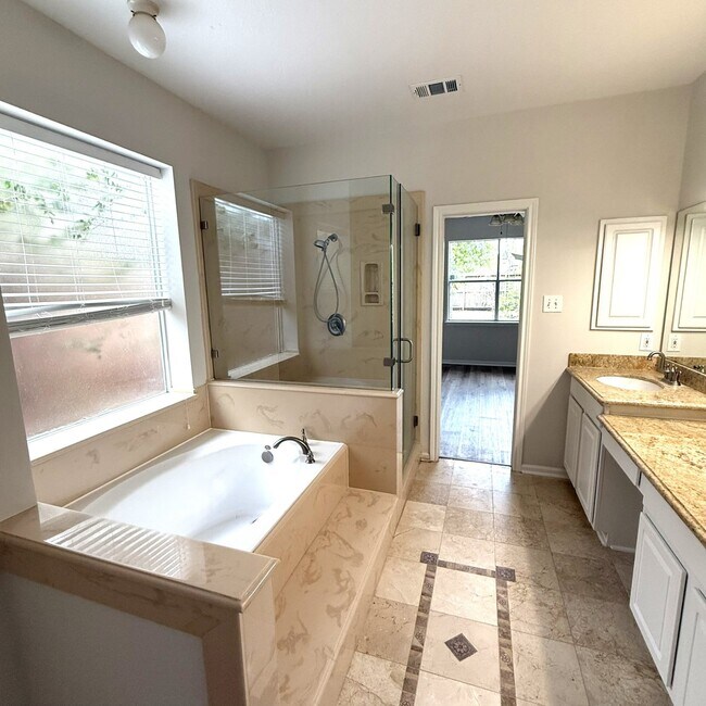 Building Photo - 2203 Blossom Creek Trail