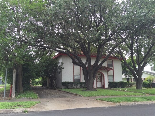Primary Photo - 2 Bedroom Duplex in SE San Antonio - PECAN...