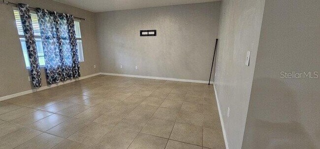 Building Photo - 25525 Gorham Ln