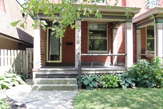 Building Photo - 1368 Forsythe Ave