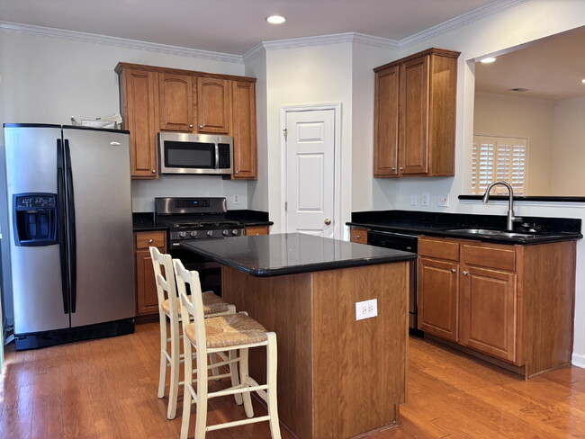 Building Photo - 3010 Winding Waters Way