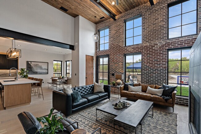 Building Photo - 2526 W Rustic Frg St