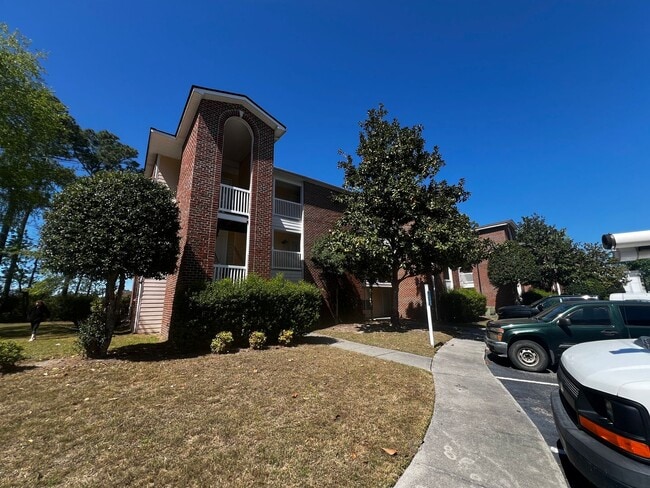 Building Photo - Now Available, Two Bedroom Condo at Club Villas in Little River. Community Pool!