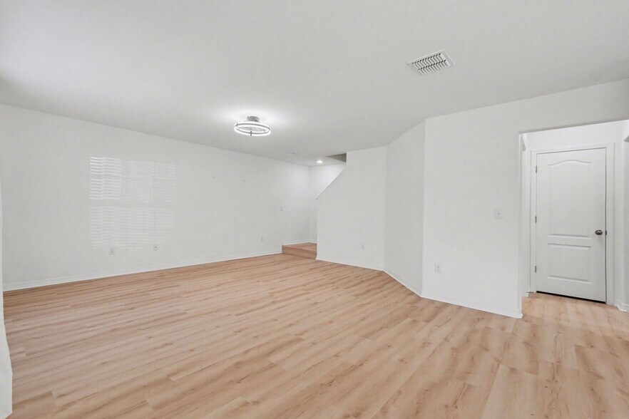 Building Photo - 6246 Timberly Ln