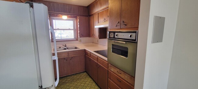 Building Photo - re1417