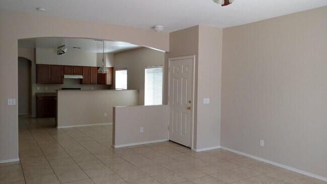 Building Photo - Located in beautiful Rancho Sahuarita!!!!!!!!!!!!