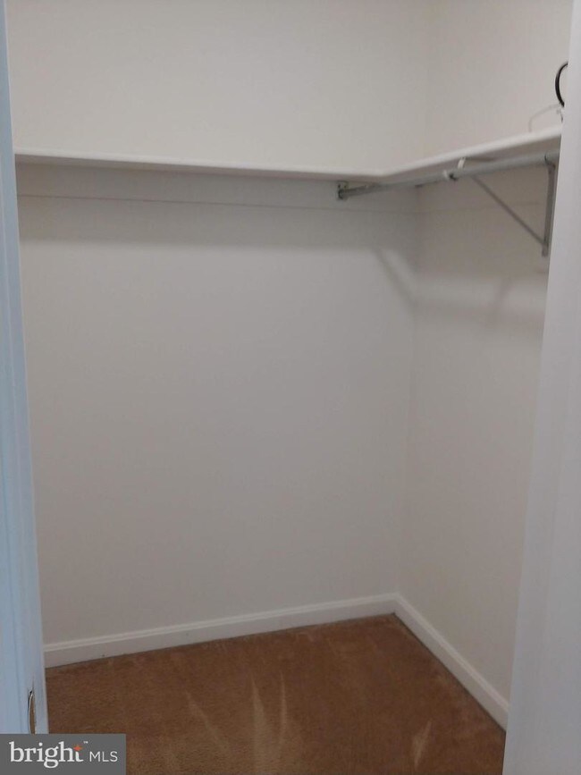 Building Photo - 2600 Camelback Ln