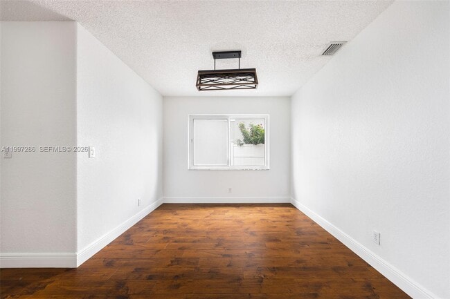 Building Photo - 8317 Bermuda Sound Way