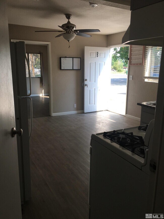 Building Photo - 905 Mauldin Ln