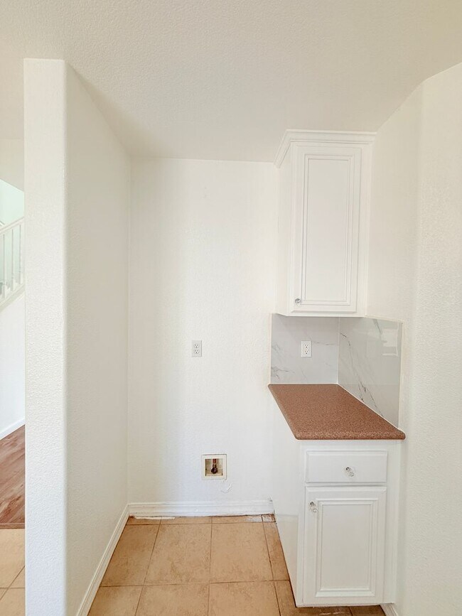Building Photo - 2023 San Antonio Ct