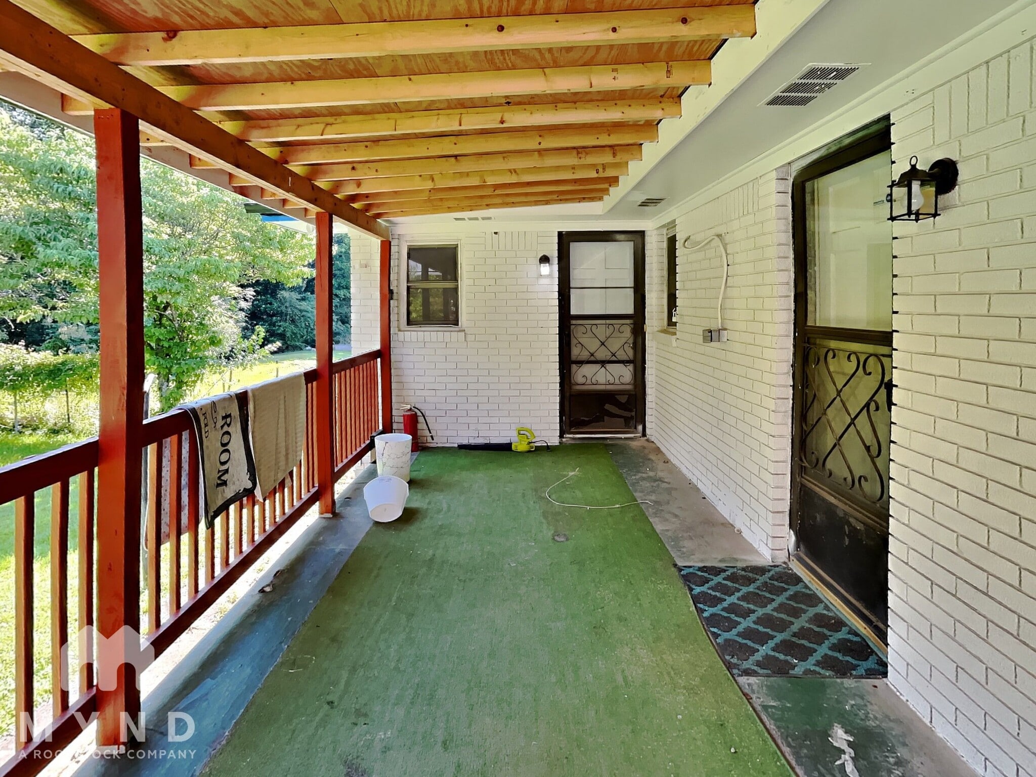Building Photo - 1429 Vesta Ave