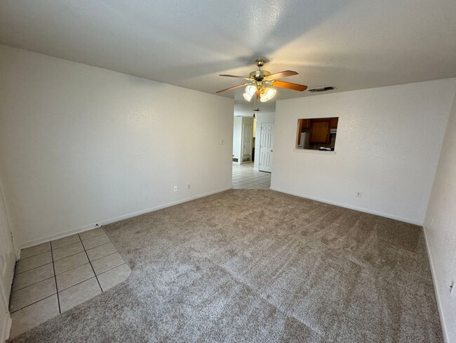 Building Photo - 311 Cedar Ridge Dr