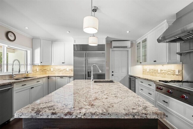 Building Photo - 8260 SW 95th St