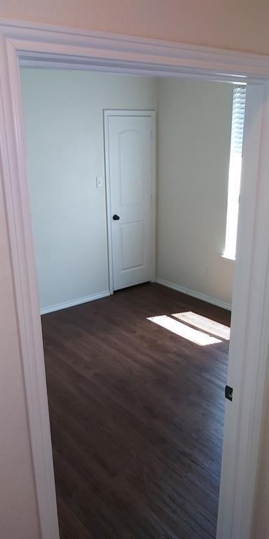 Building Photo - 1428 Ravenwood Dr