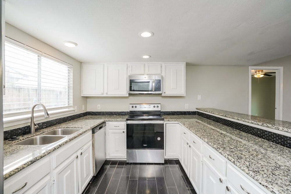 Building Photo - 3534 Duncaster Dr