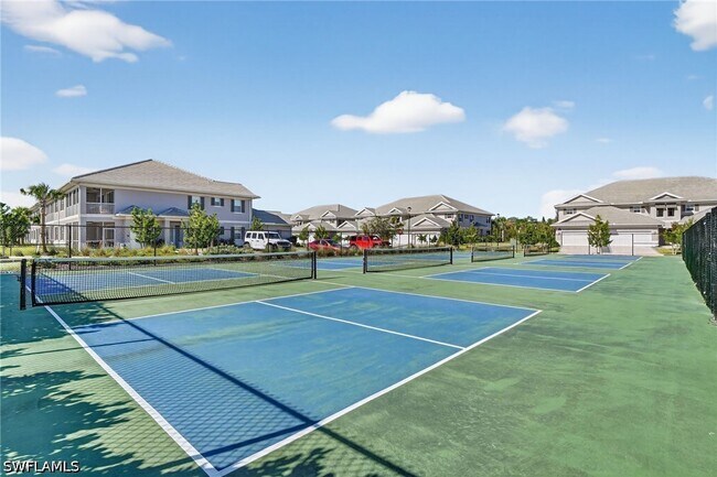 Building Photo - 286 Indies Dr E