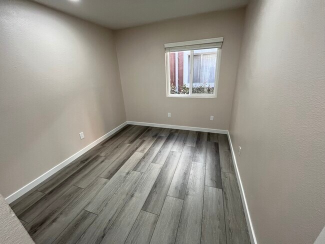 Bedroom #2 - 17131 W Bernardo Dr