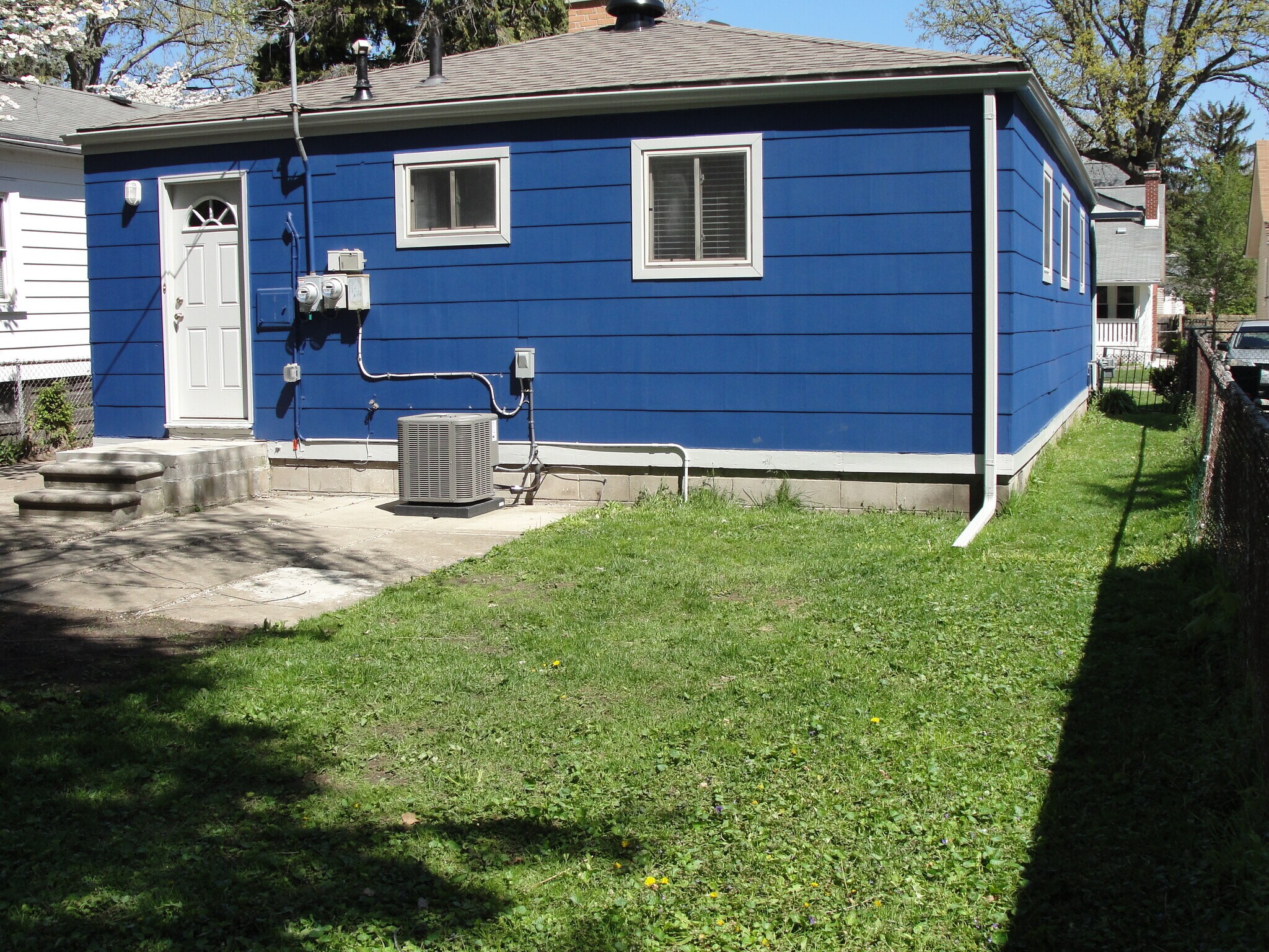 Building Photo - 624 Frederick St