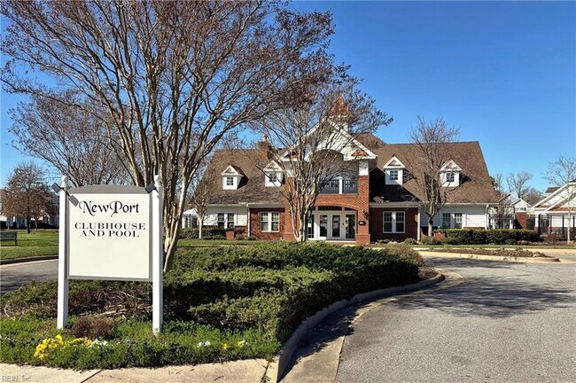 Building Photo - 266 Foxglove Dr