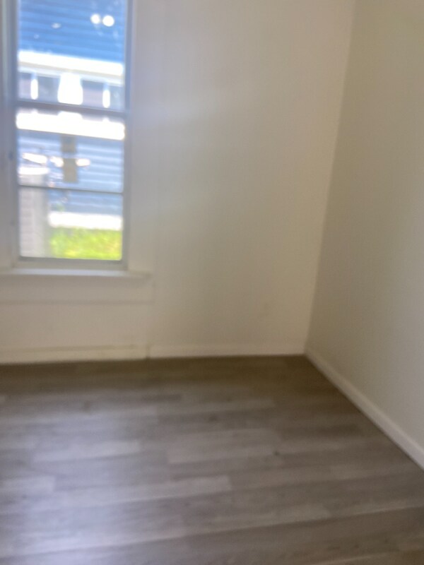 Building Photo - 306 N State St