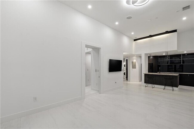 Building Photo - 199 14th St NE