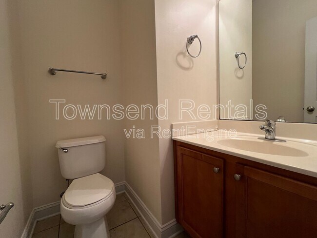 Building Photo - 3616 Heatherbrooke Dr