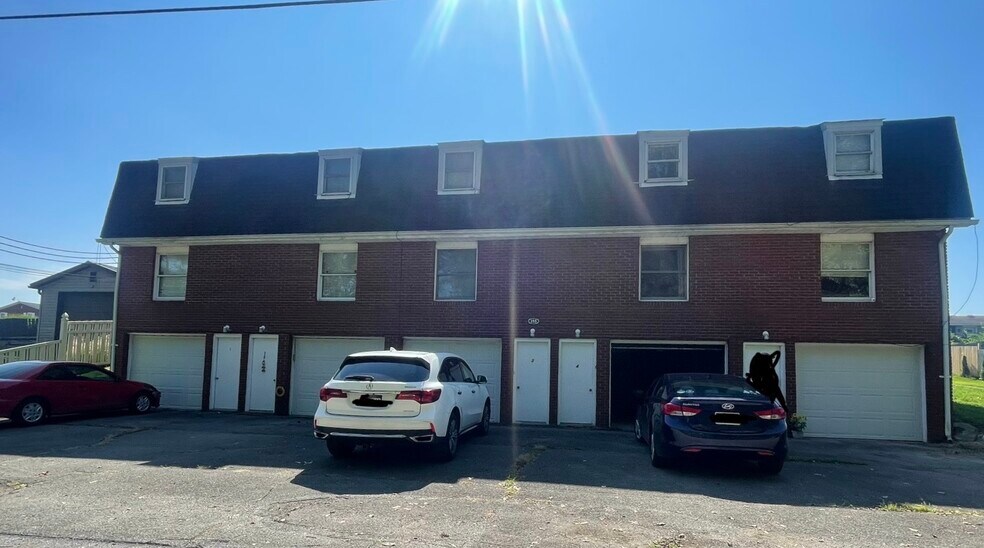 Primary Photo - 155 Garfield Way