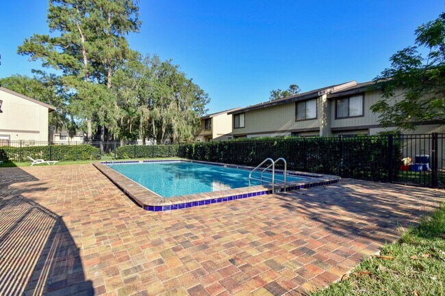 Building Photo - Spacious 2 Bed, 2.5 Bath Townhouse in Southfork Oaks – AVAILABLE NOW!!