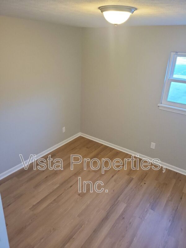 Building Photo - 4808 Saddlebrook Ln