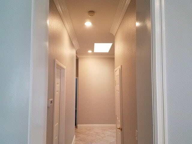 Building Photo - Elegant Single-Story Pool Home in Gated Community with Upgraded Kitchen & Easy-Care Backyard Pool...