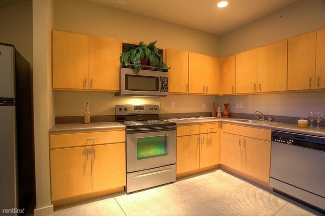 Building Photo - 2222 Gravois Ave