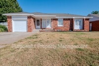 Building Photo - 4712 N Sterling Ave